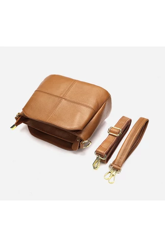 Barna valódi bőr Crossbody táska (18x24x13cm)