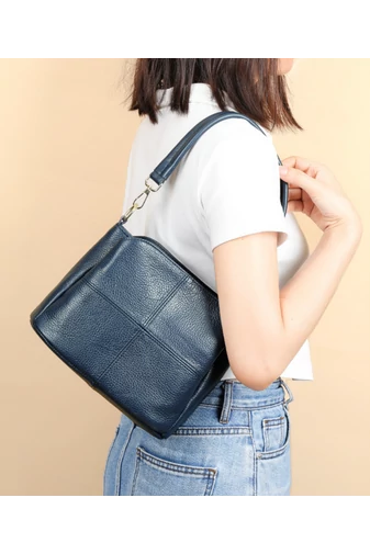 Kék valódi bőr Crossbody táska (18x24x13cm)