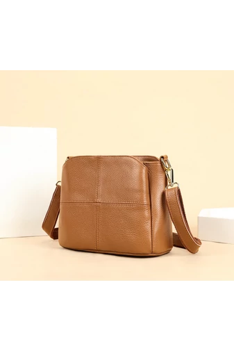 Barna valódi bőr Crossbody táska (18x24x13cm)