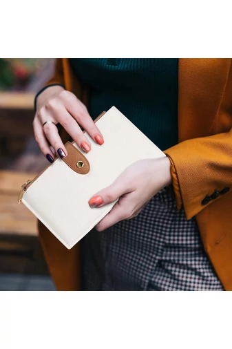 Női Pénztárca RFID, PU bőrből, 16 kártyatartóval Fehér-Barna 19,5×11×2cm
