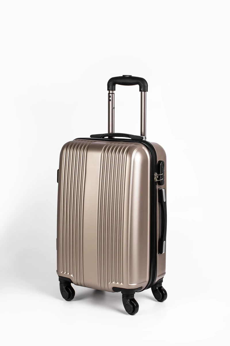Kabinbőrönd Wizz-Air méret 55x36x23cm kivehető kerekekkel  ABS anyagból Arany