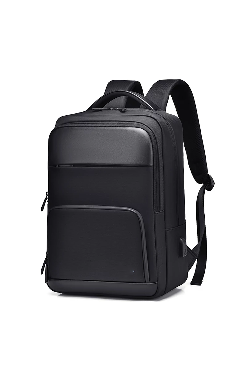Fekete Bőröndhöz Rögzíthető Hátizsák USB tárolóhellyel, Több Zsebbel Wizz Air méretben (40x20x30cm)